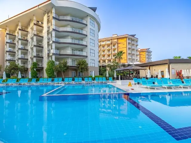 Ramada Resort Kusadasi photo 2