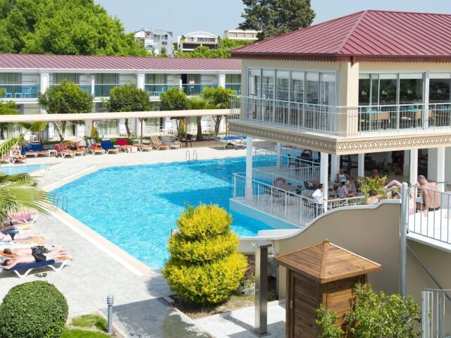 Sun Club Side