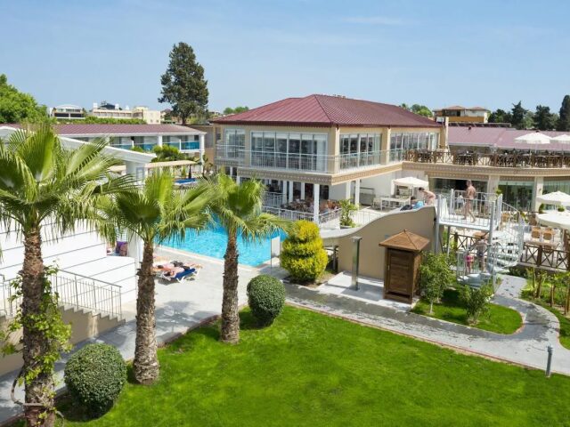 Sun Club Side photo 3