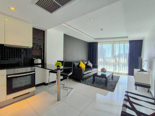 Nova Suites Pattaya by Compass Hospitality photo 2