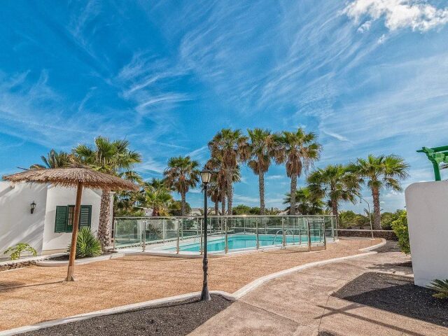 Apartamentos LIVVO Las Gaviotas