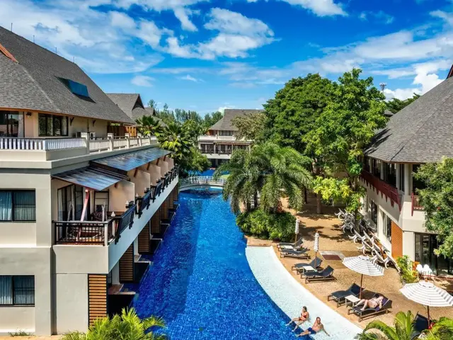 Cha-Da Beach Resort & Spa photo 1