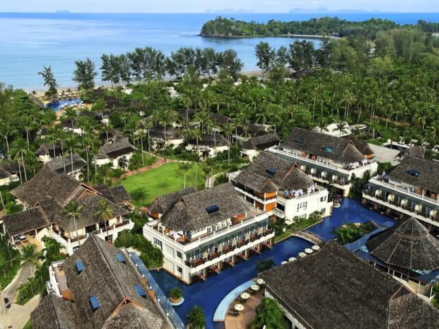 Cha-Da Beach Resort & Spa