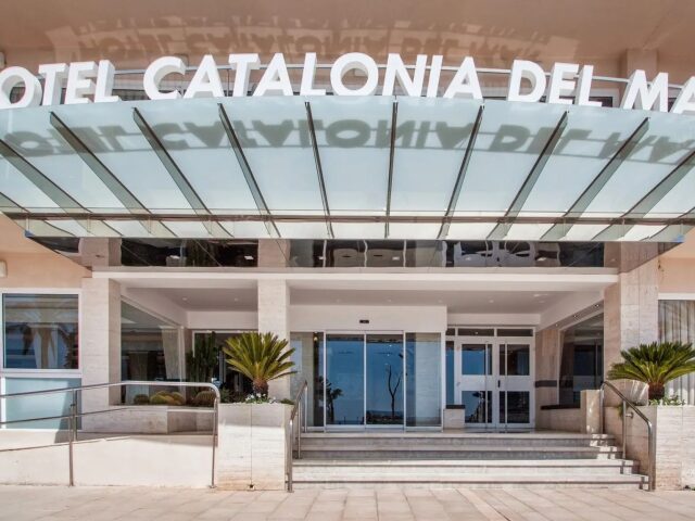 Catalonia del Mar photo 1