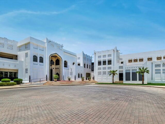 Sharq Village & Spa, a Ritz-Carlton Hotel photo 0
