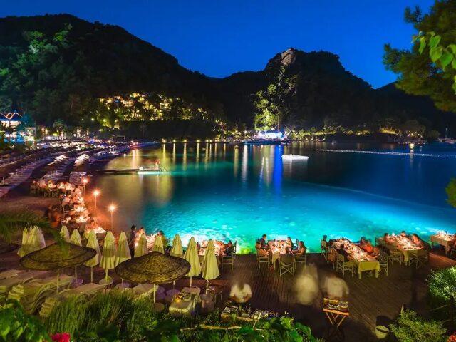 Hillside Beach Club photo 1
