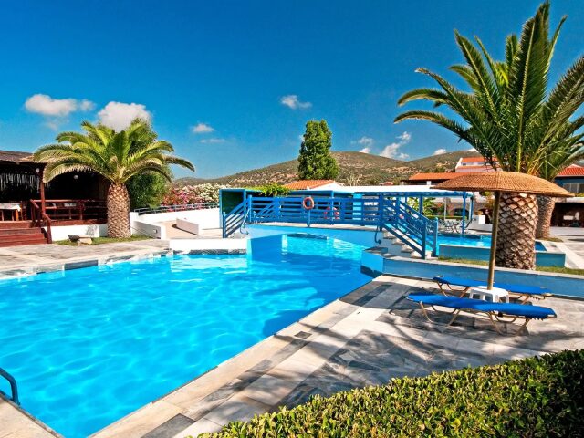 Zefiros Beach