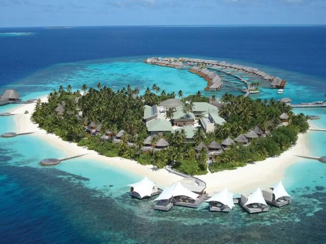 W Maldives