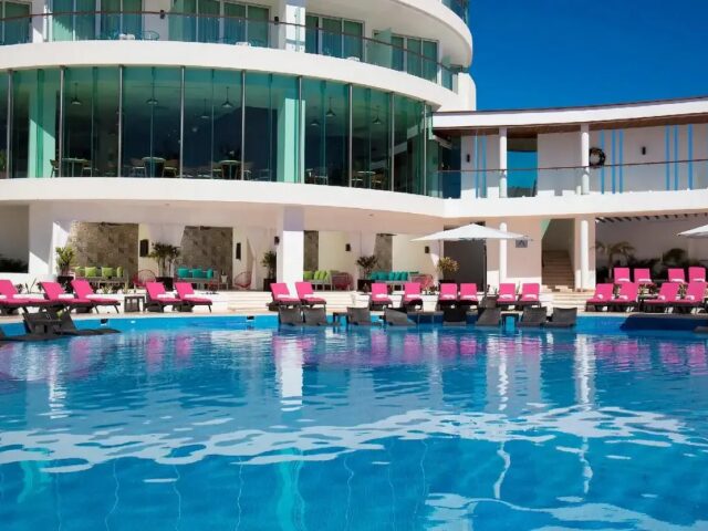 Krystal Altitude Cancun photo 0