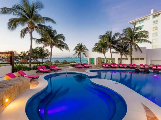 Krystal Altitude Cancun photo 1