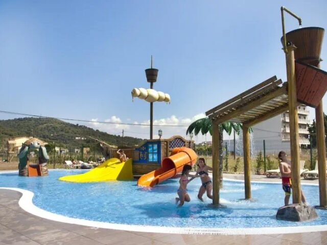 Europa Splash photo 3