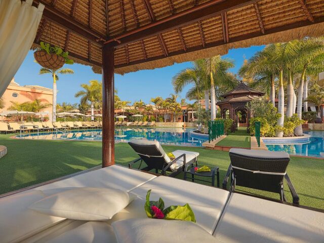 Green Garden Resort & Suites photo 0