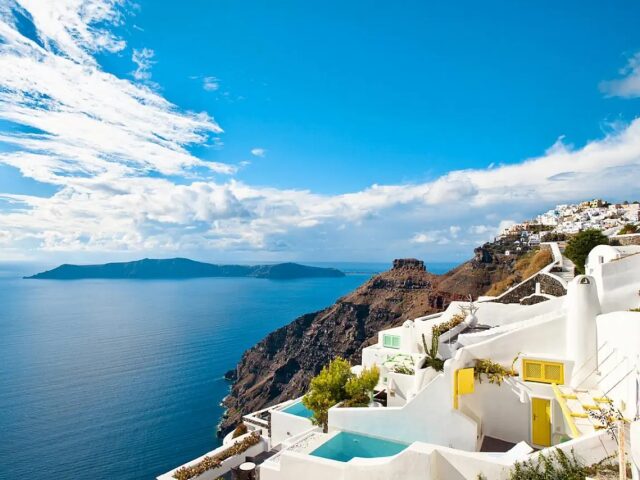 Dreams Luxury Suites