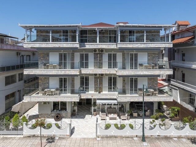 Ouzas Luxury