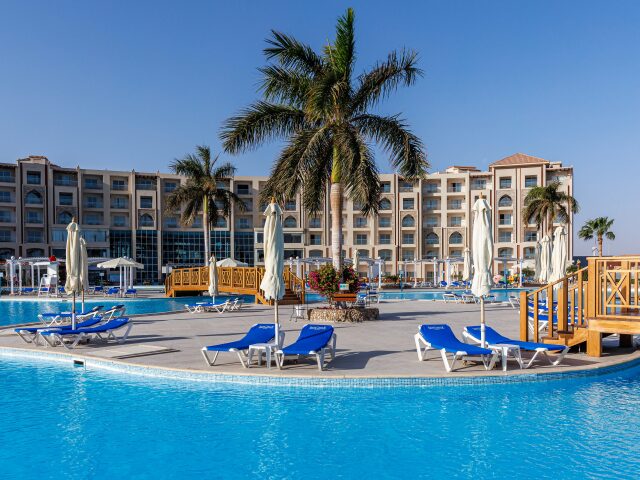 Sunrise Alora Aqua Park Resort photo 0