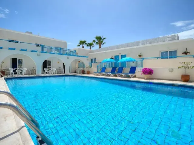 Sunny Hill Apartments photo 0