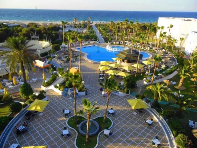 Tropicana photo 2