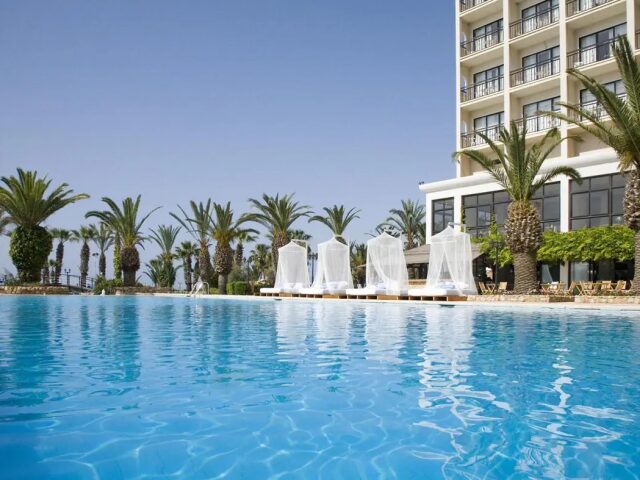 Sandy Beach photo 1