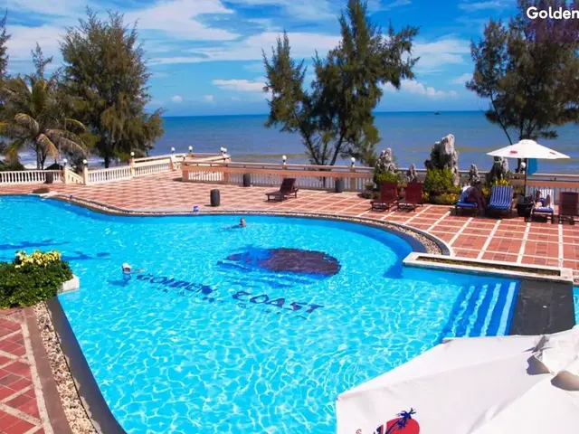 Golden Coast Resort & Spa photo 2