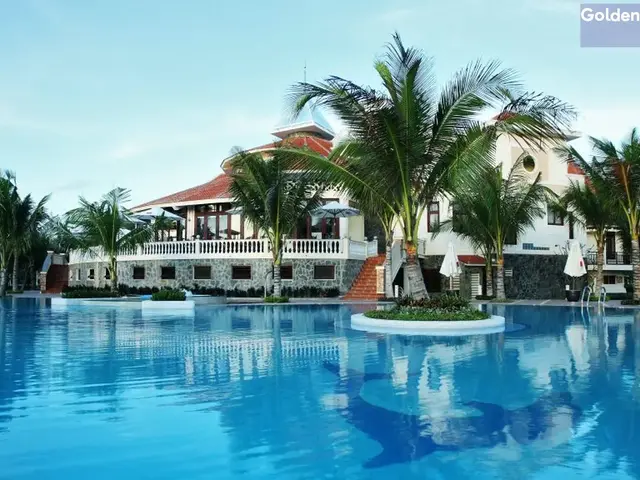 Golden Coast Resort & Spa photo 1