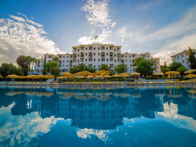 Aparthotel Vila Petra