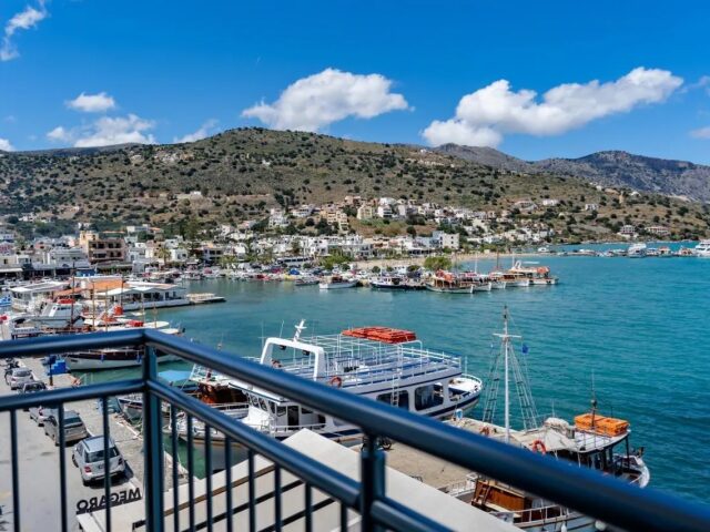 Aristea photo 0