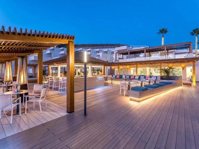 Ohasis Boutique Suites photo 1