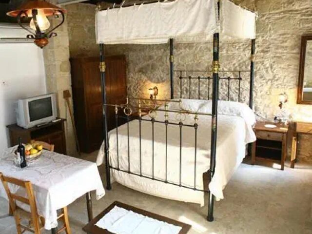 Leonidas Village Houses photo 3