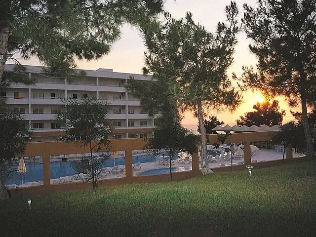 Tuntas Family Suites photo 1