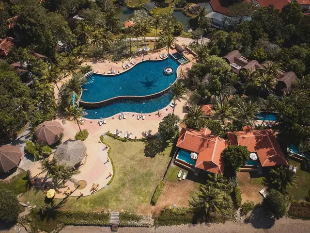 Rawi Warin Resort & Spa