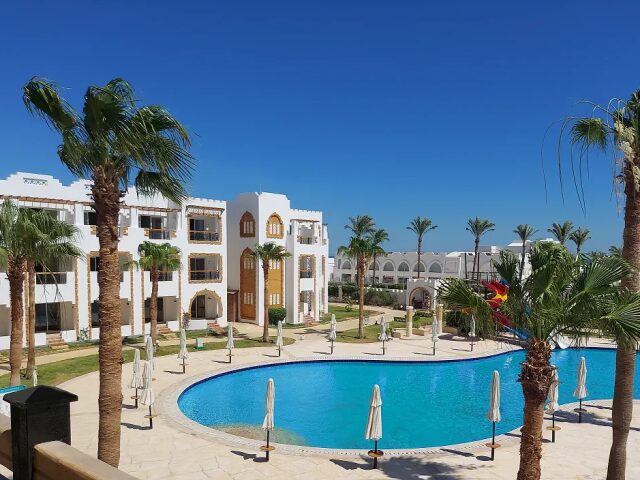 Sunrise Remal Resort