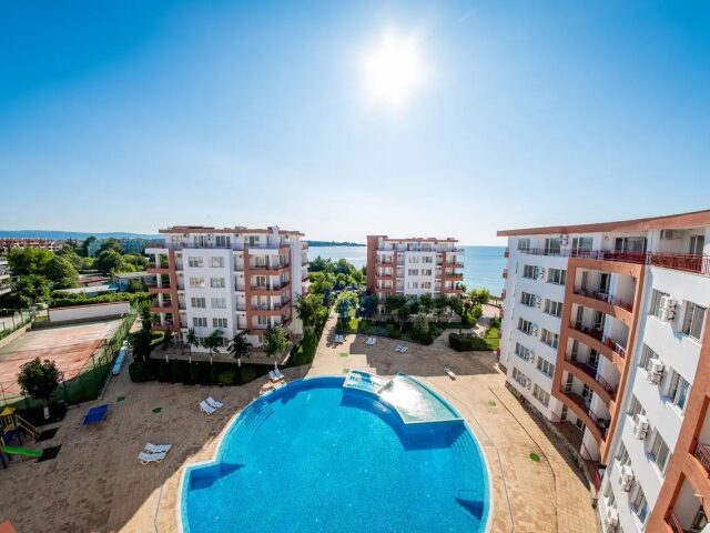 Riviera Fort Beach