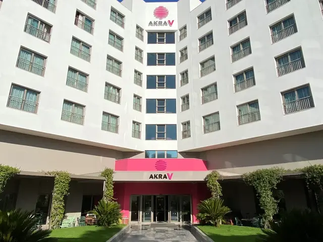 Akra V photo 1