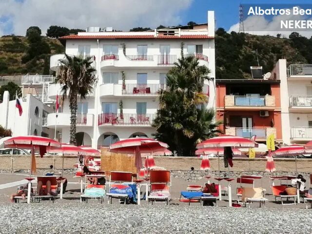 Albatros Beach photo 0