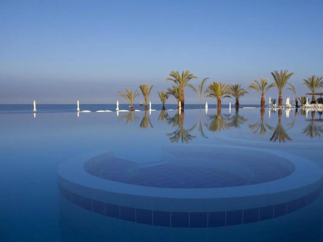 King Evelthon Beach Hotel and Resort photo 2