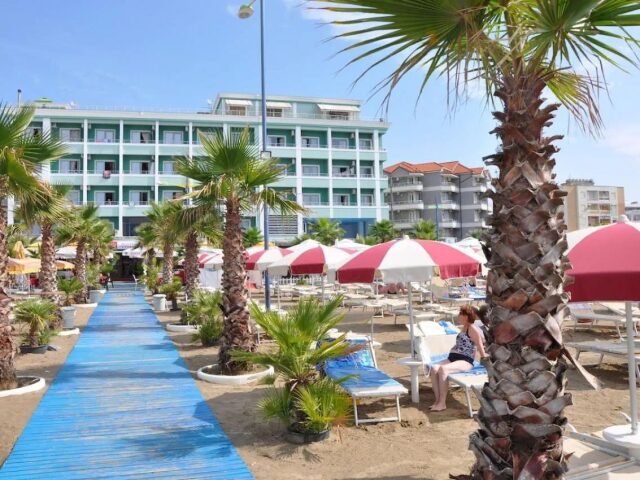 Vivas photo 1
