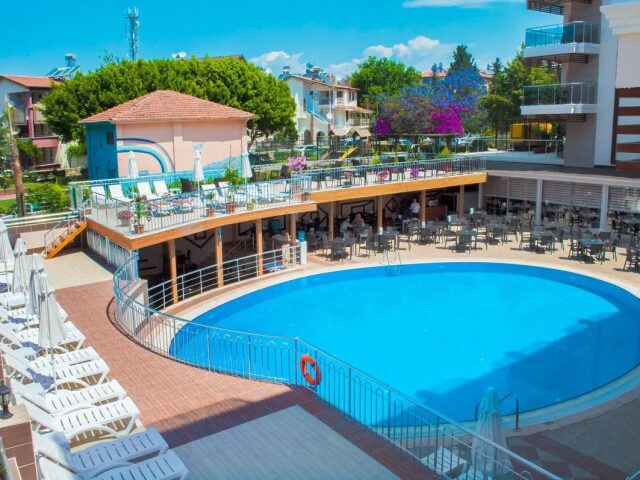 Sun Beach Park & Spa photo 2
