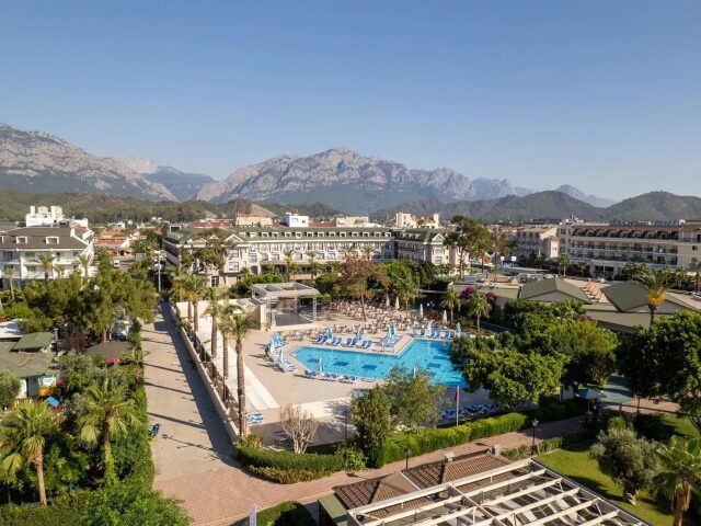 Lucida Beach photo 0