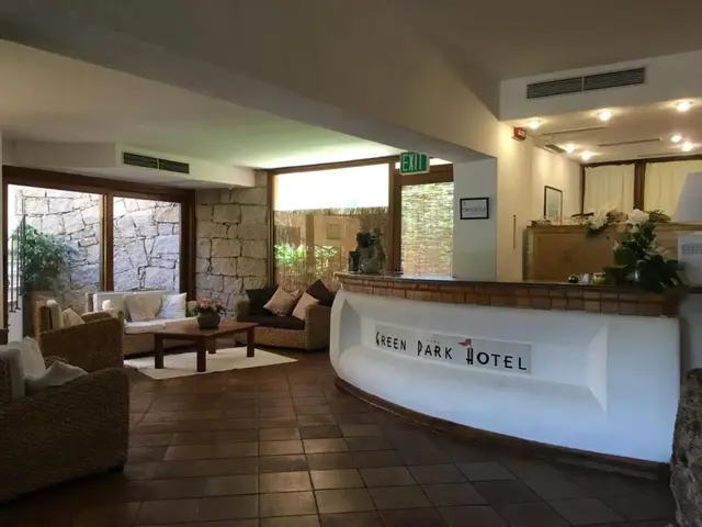 Green Park Hotel photo 3