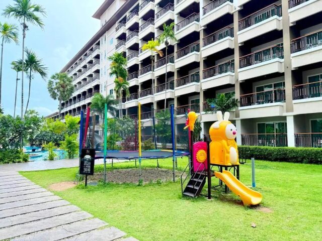 Welcome World Beachfront Resort photo 2