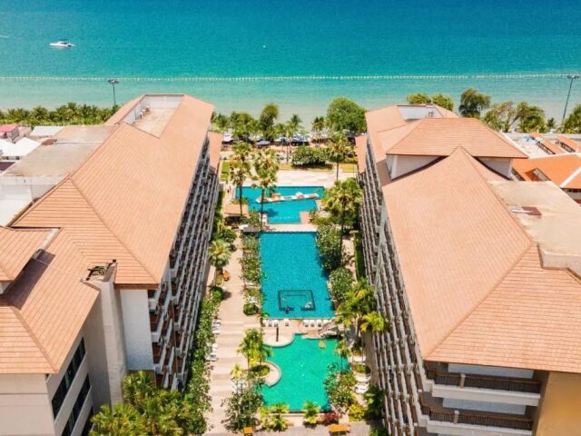 Welcome World Beachfront Resort photo 3