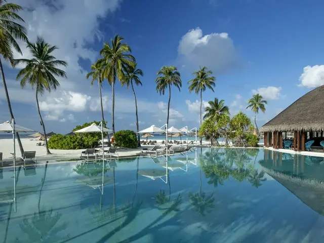 Constance Halaveli Resort photo 0