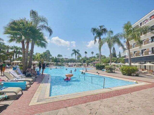 Tsokkos Gardens Apartments
