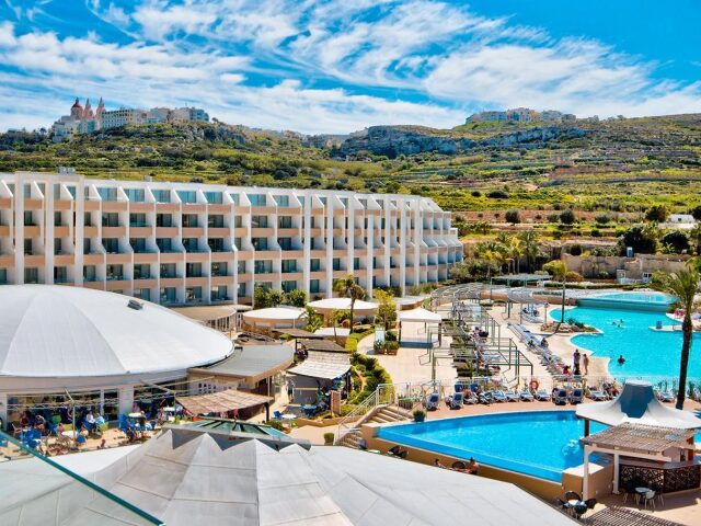 db Seabank Resort & Spa