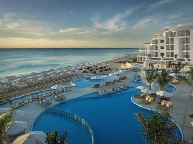 Playacar Palace