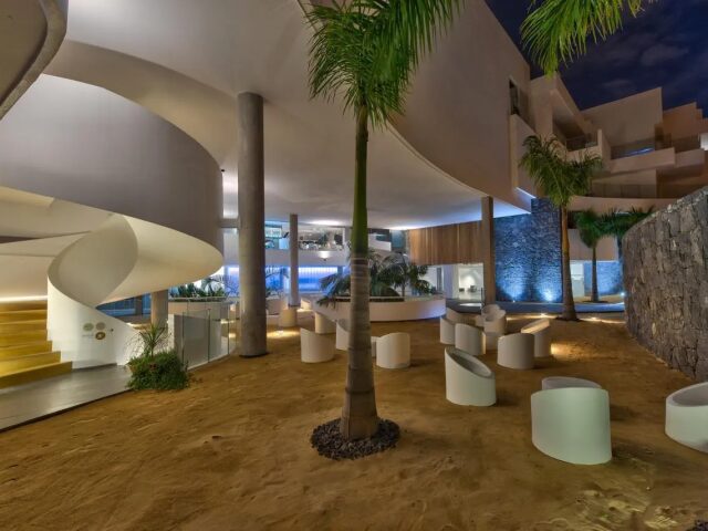 Baobab Suites photo 0