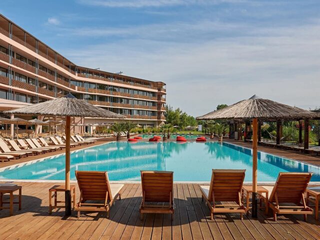 Sunny Beach Club photo 0