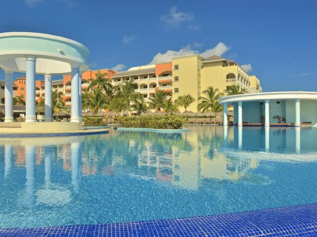 Iberostar Selection Rose Hall Suites photo 2