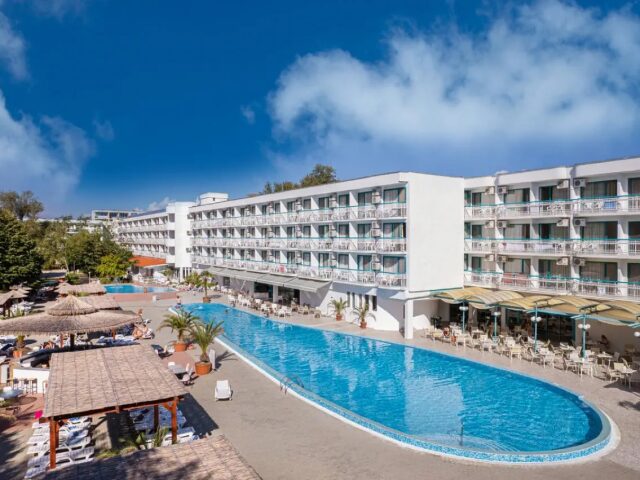 Zefir Beach photo 1