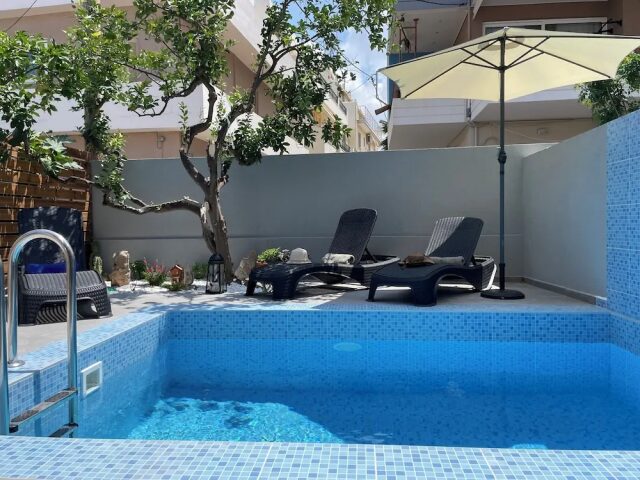 Voula photo 0